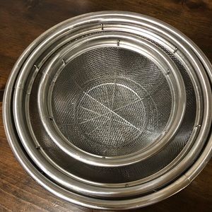 Pampered Chef Set of 3 Stainless Steel Colander